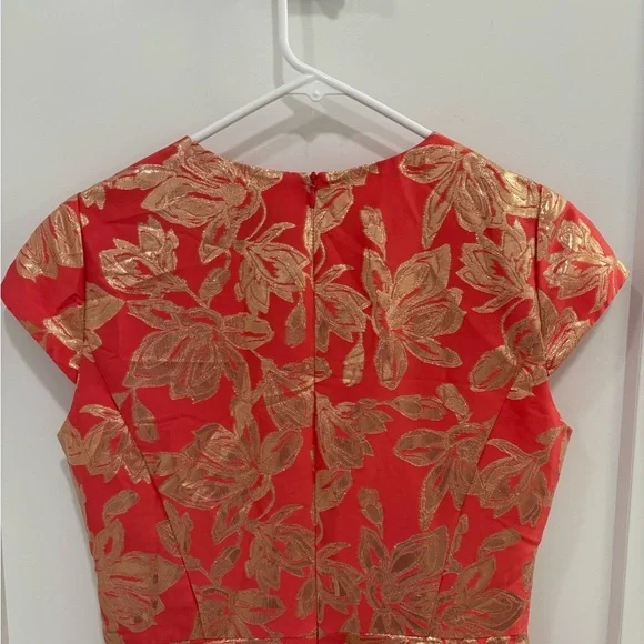 Vince Camuto Jacquard Cap-Sleeve Metallic Fit and Flare Dress Size 6 - Picture 9 of 12